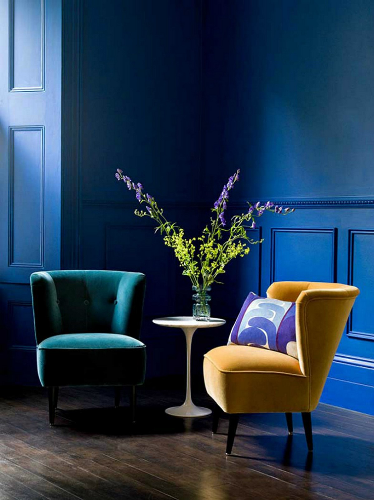 Top 5 Modern Velvet Chairs For Your Home