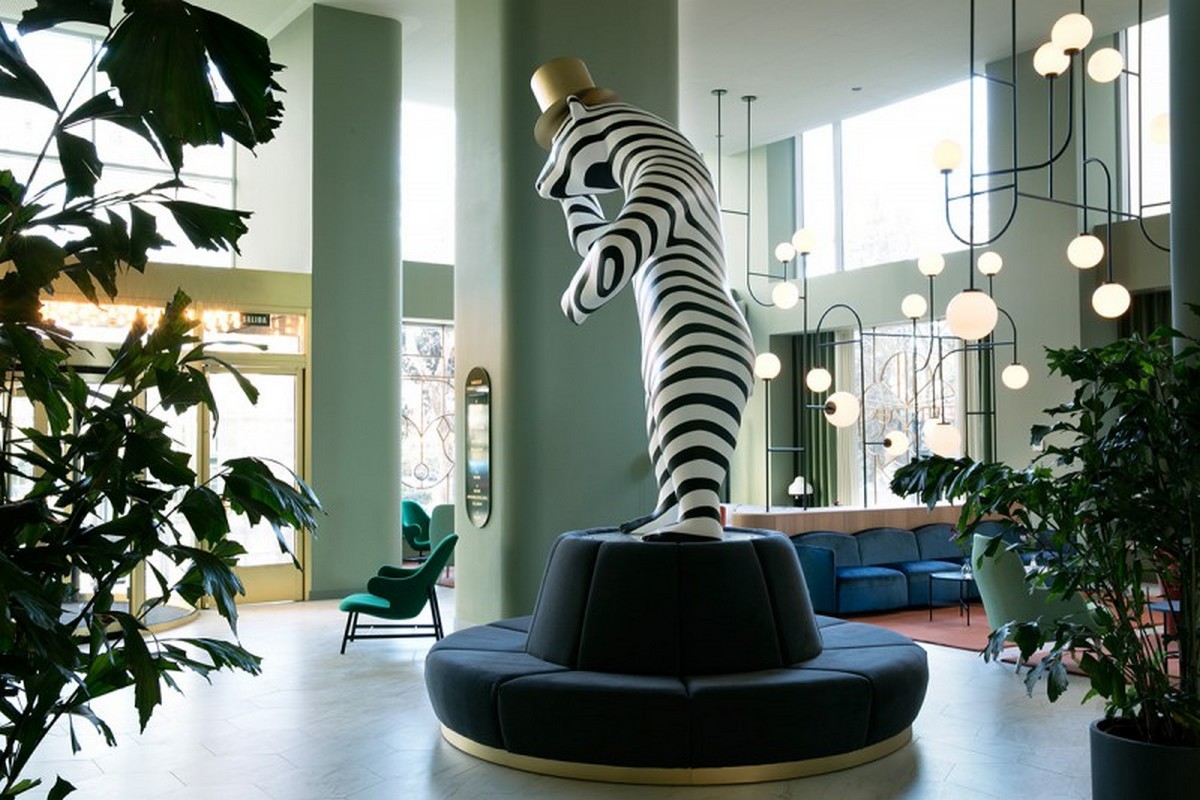 The Charm Of The Hotel Barceló Torre De Madrid