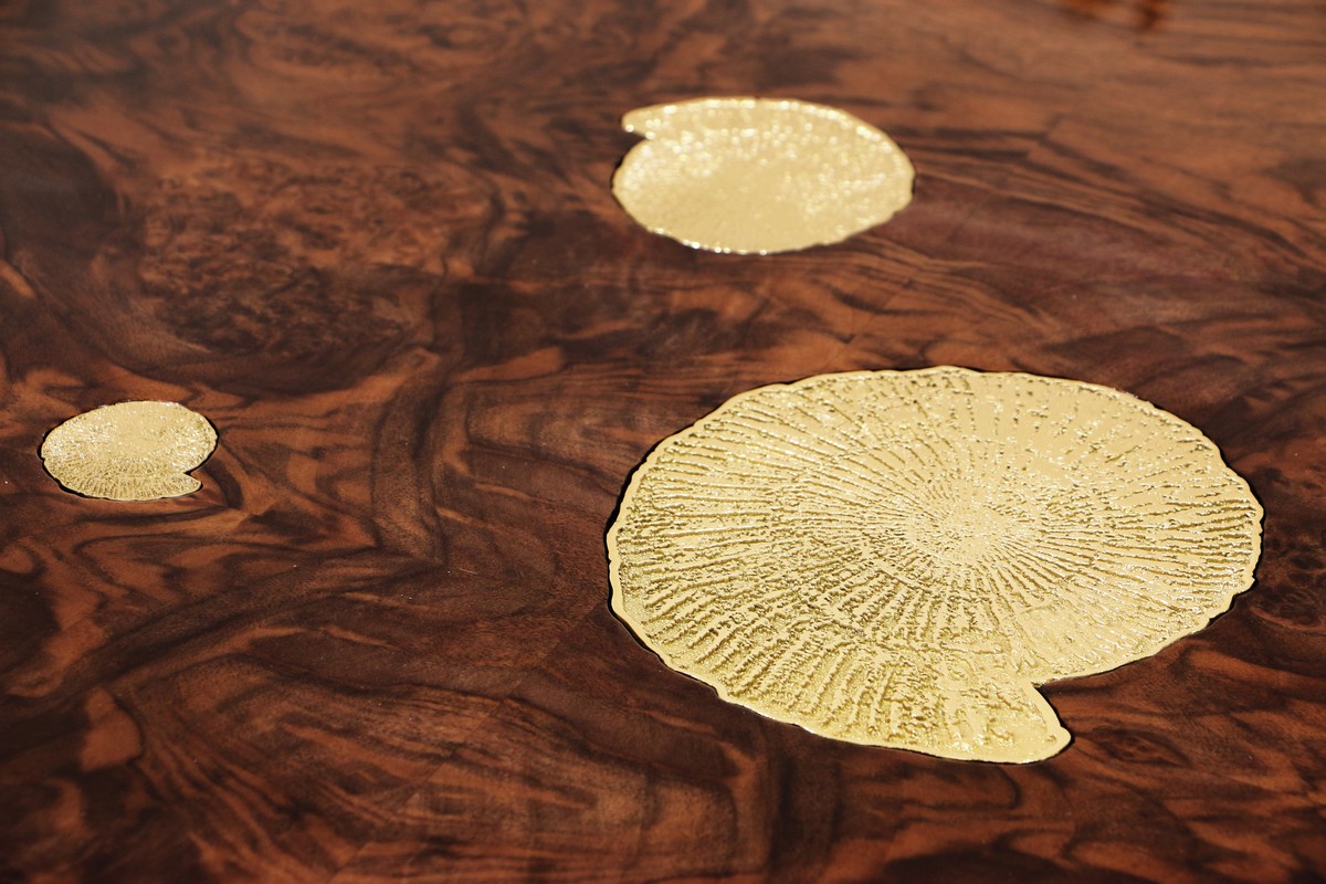 The Beauty Of The Metamorphosis Table