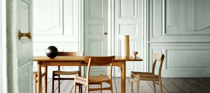 The Final Chair From The Original Hans J Wegner Collection of Four | Carl Hansen & Son presented this year the relaunch of the Danish modernist chair. #interiordesign #diningroom #diningchair #homedesign